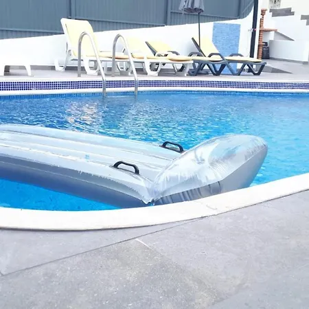 Marina House With Pool 7 Guests * البوفيرا