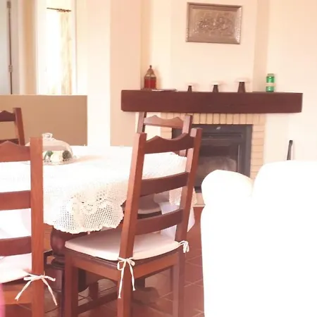 Marina House With Pool 7 Guests فيلة البوفيرا