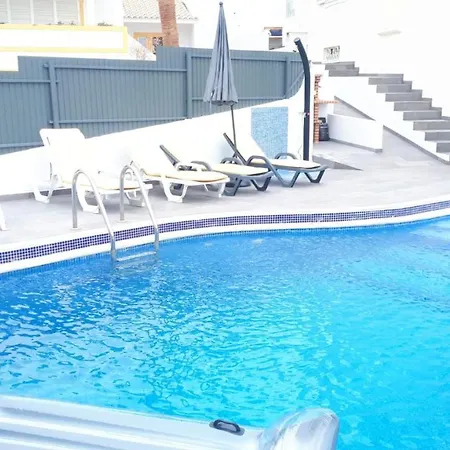 Marina House With Pool 7 Guests