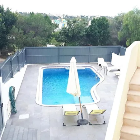 Marina House With Pool 7 Guests * البوفيرا